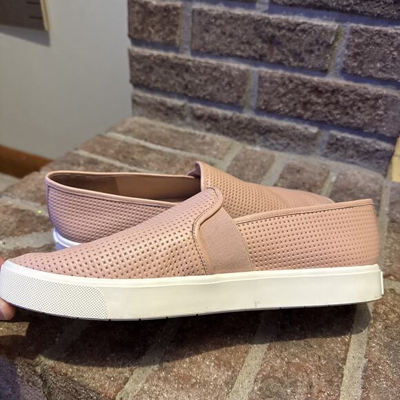 VINCE Blair 5 Perforated Slip-On Sneakers pink women’s size 9M/ 39EU - Picture 8 of 16